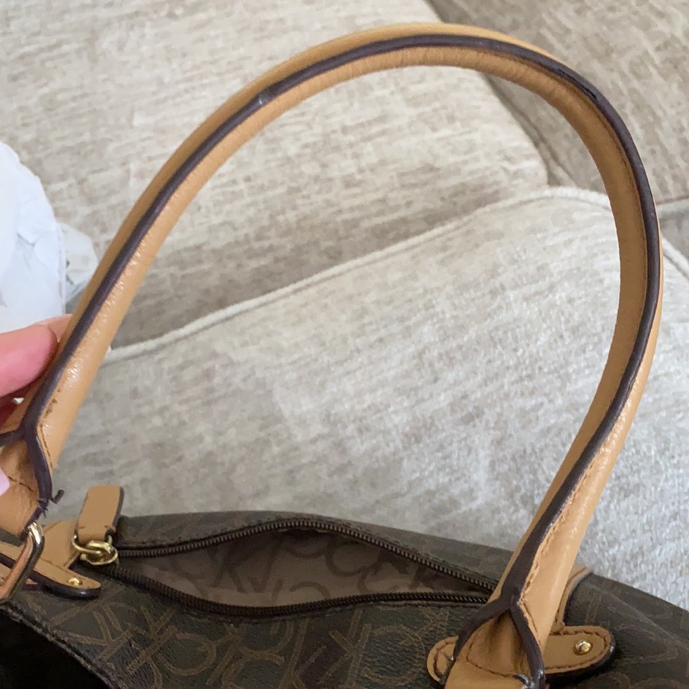 Calvin Klein Purse - Picture 4 of 4